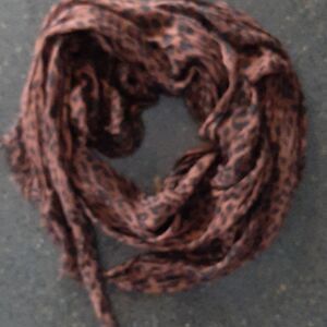Francesca's Collections animal print scarf